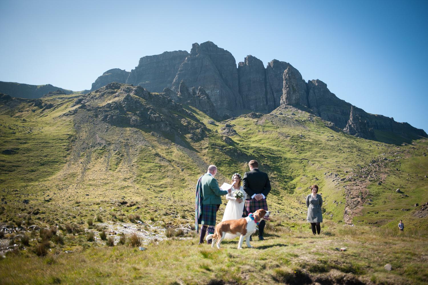 wedding at the old man of storr on the isle of skye 